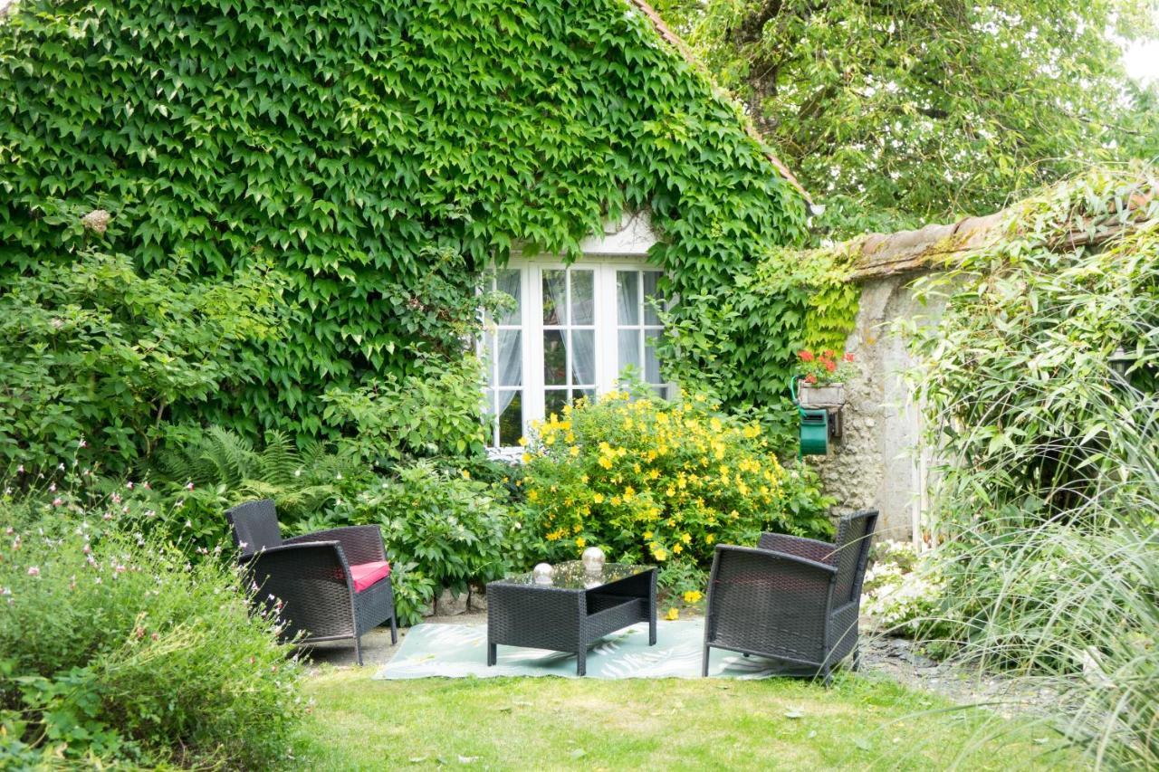 Bed and Breakfast Les Anges Reveurs Neuville-aux-Bois Esterno foto